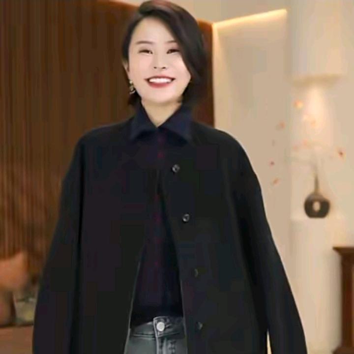 李大美高端羊绒工厂店-精致穿搭