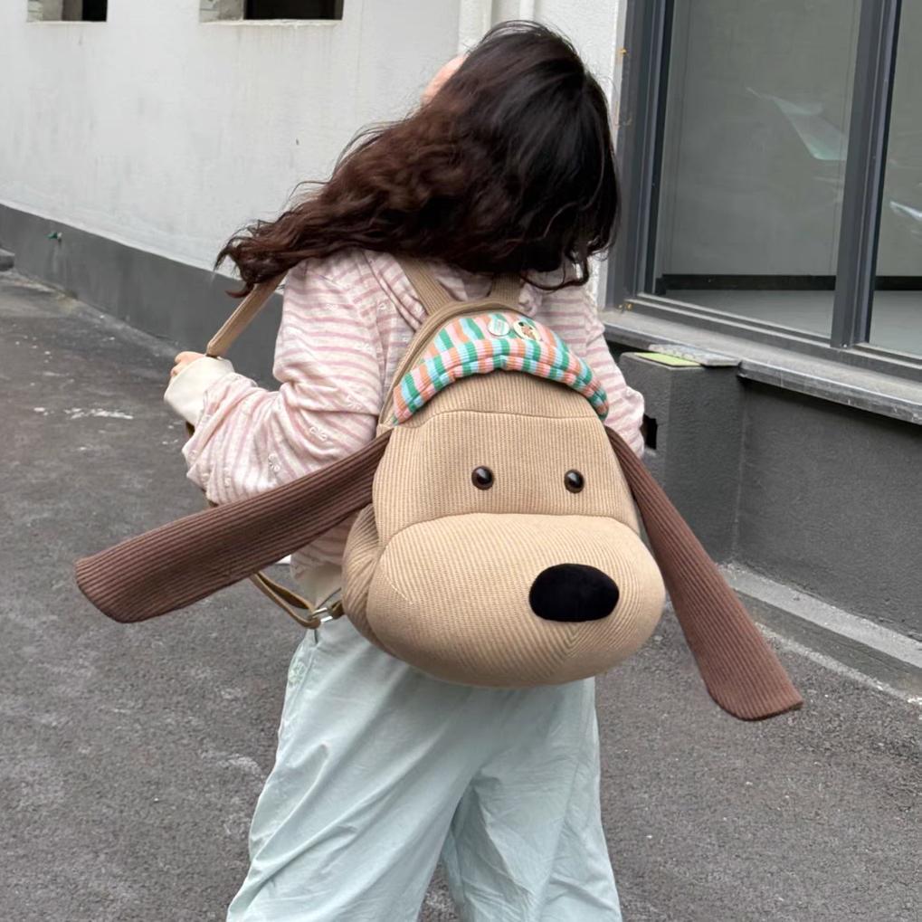 雄安图采箱包优品店