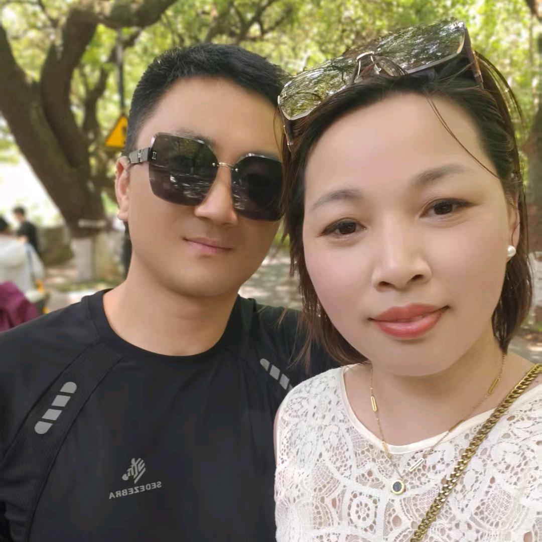 杨杨得亿
