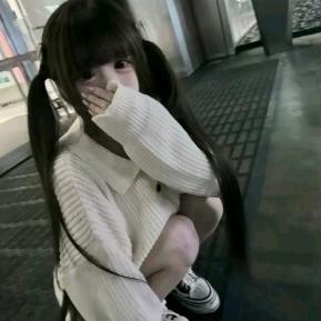 ꒦ິ^꒦ິ