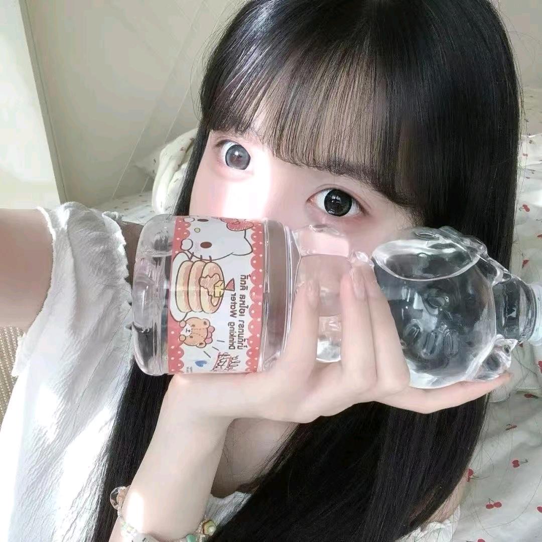 小小爱吃肉肉🍔