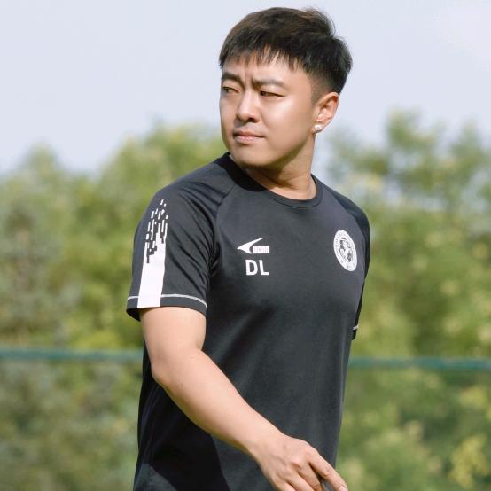 Coach  Kim