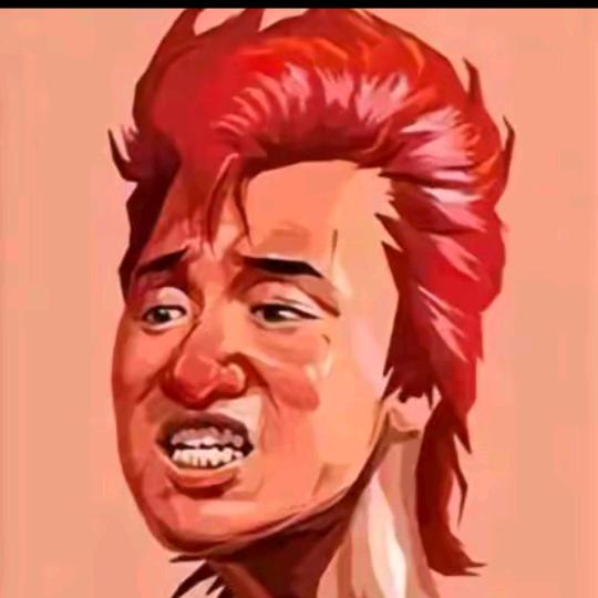 开奔驰撞大树