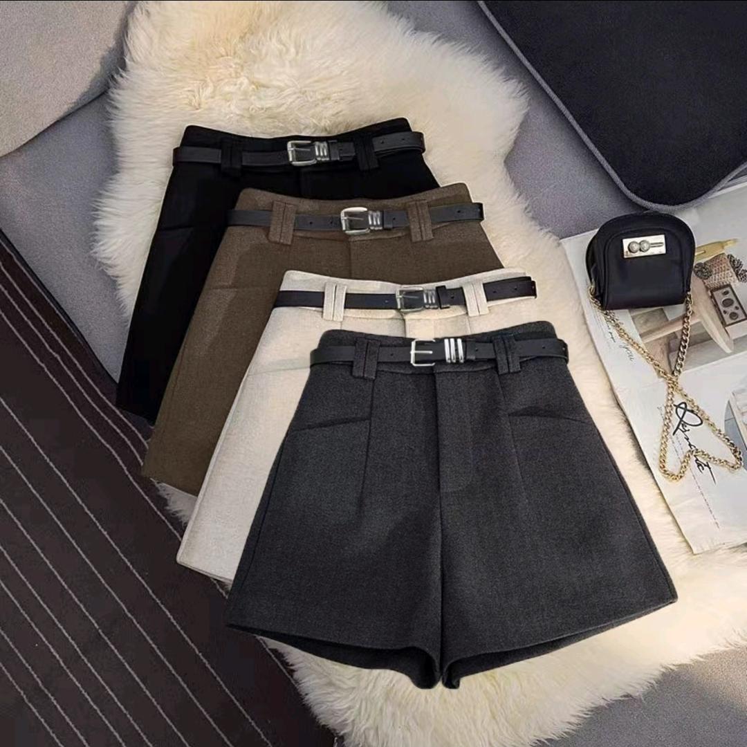 双双女装上衣店