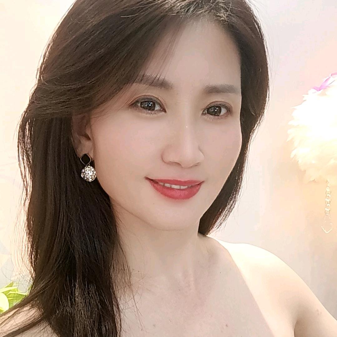 崔洁