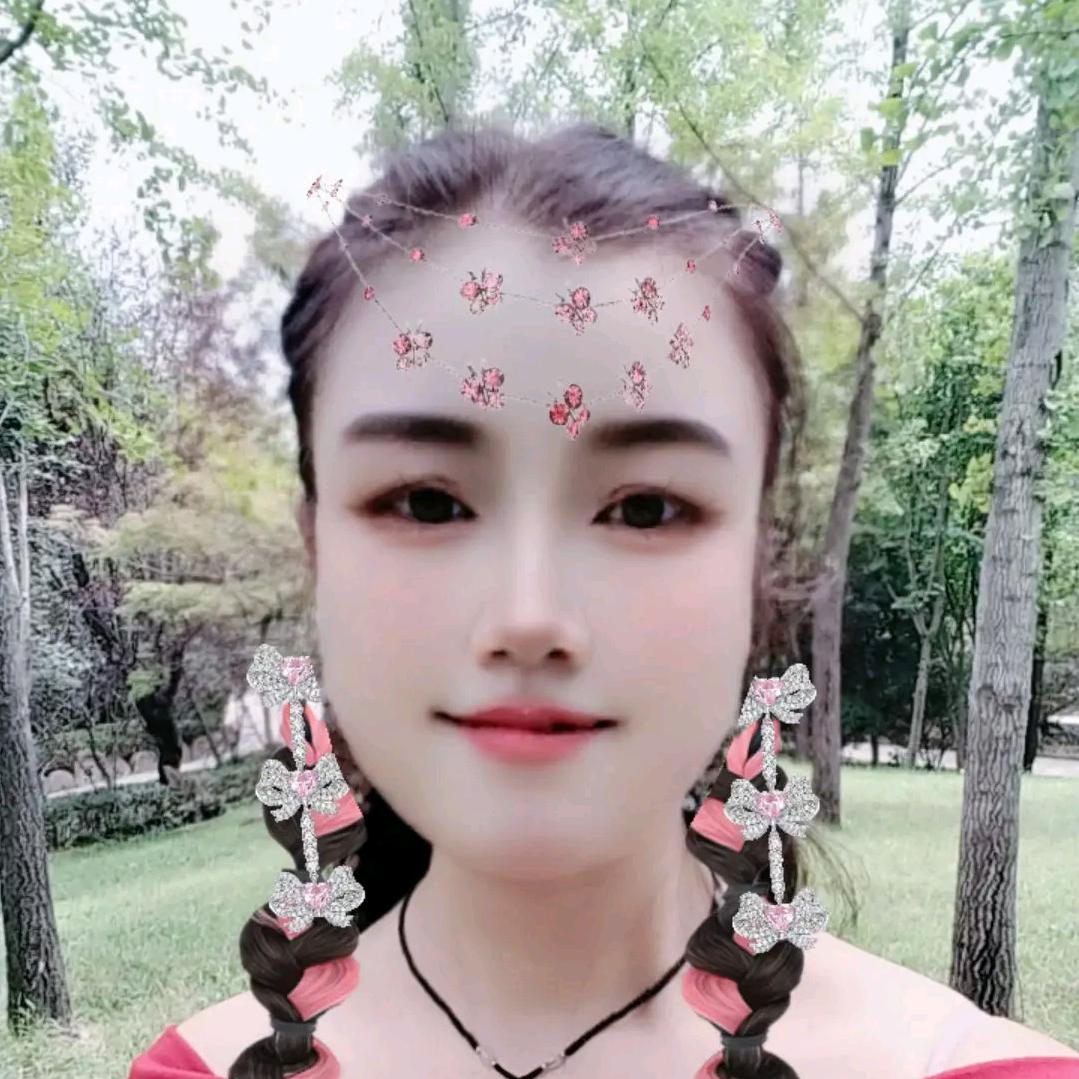 龙腾虎月燕南飞。