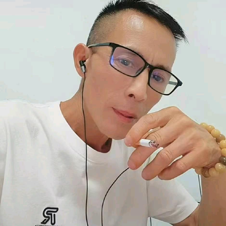 2096792385情歌王子