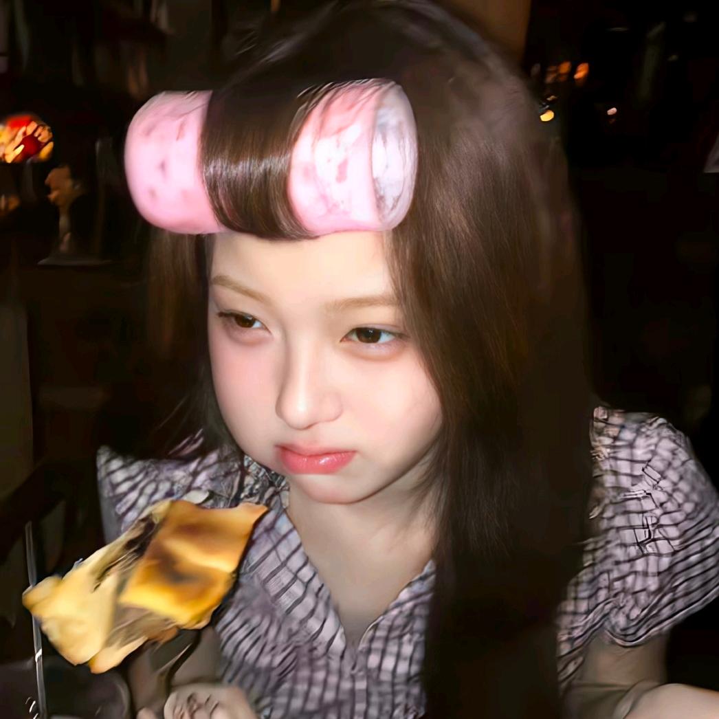 iiii头像
