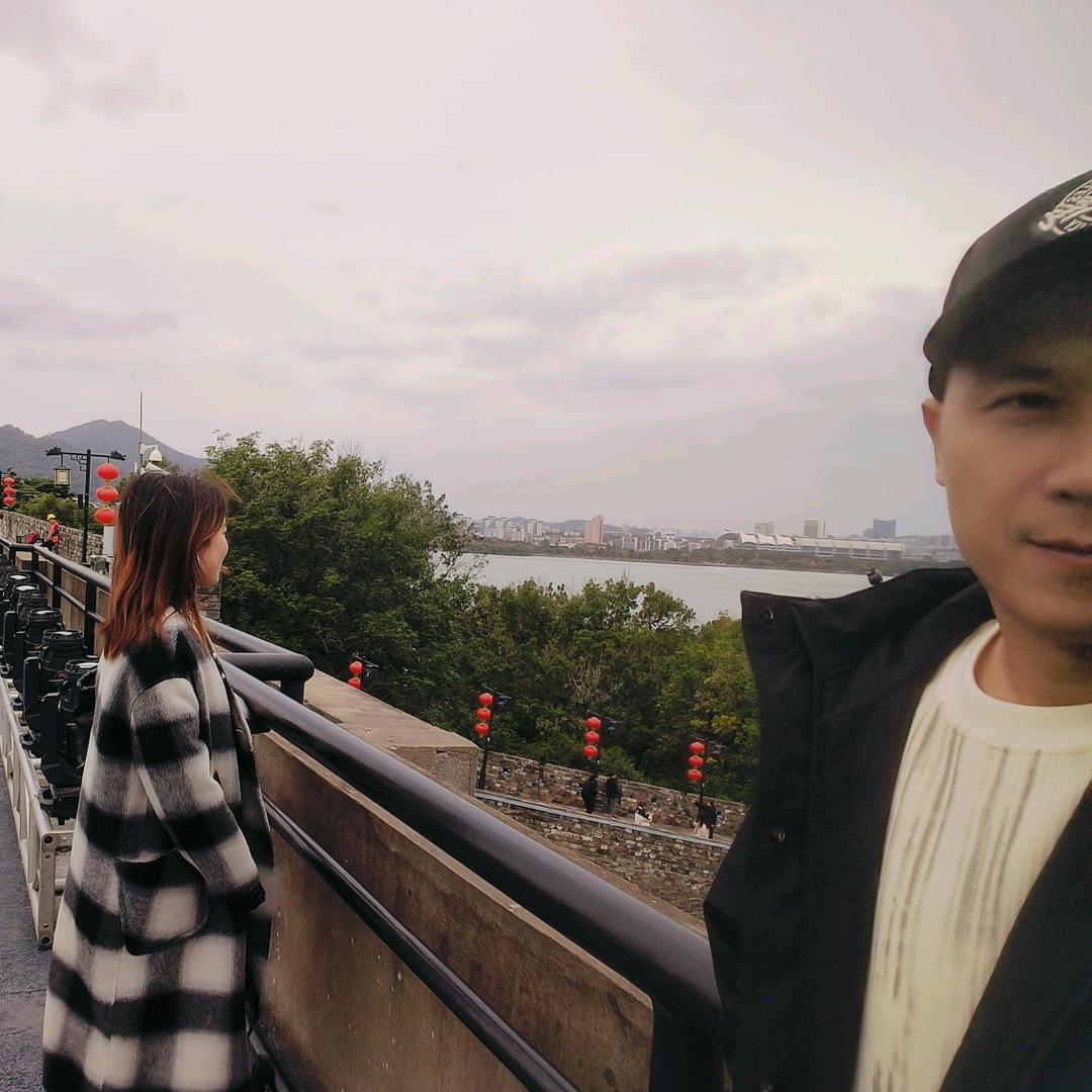夏我一跳