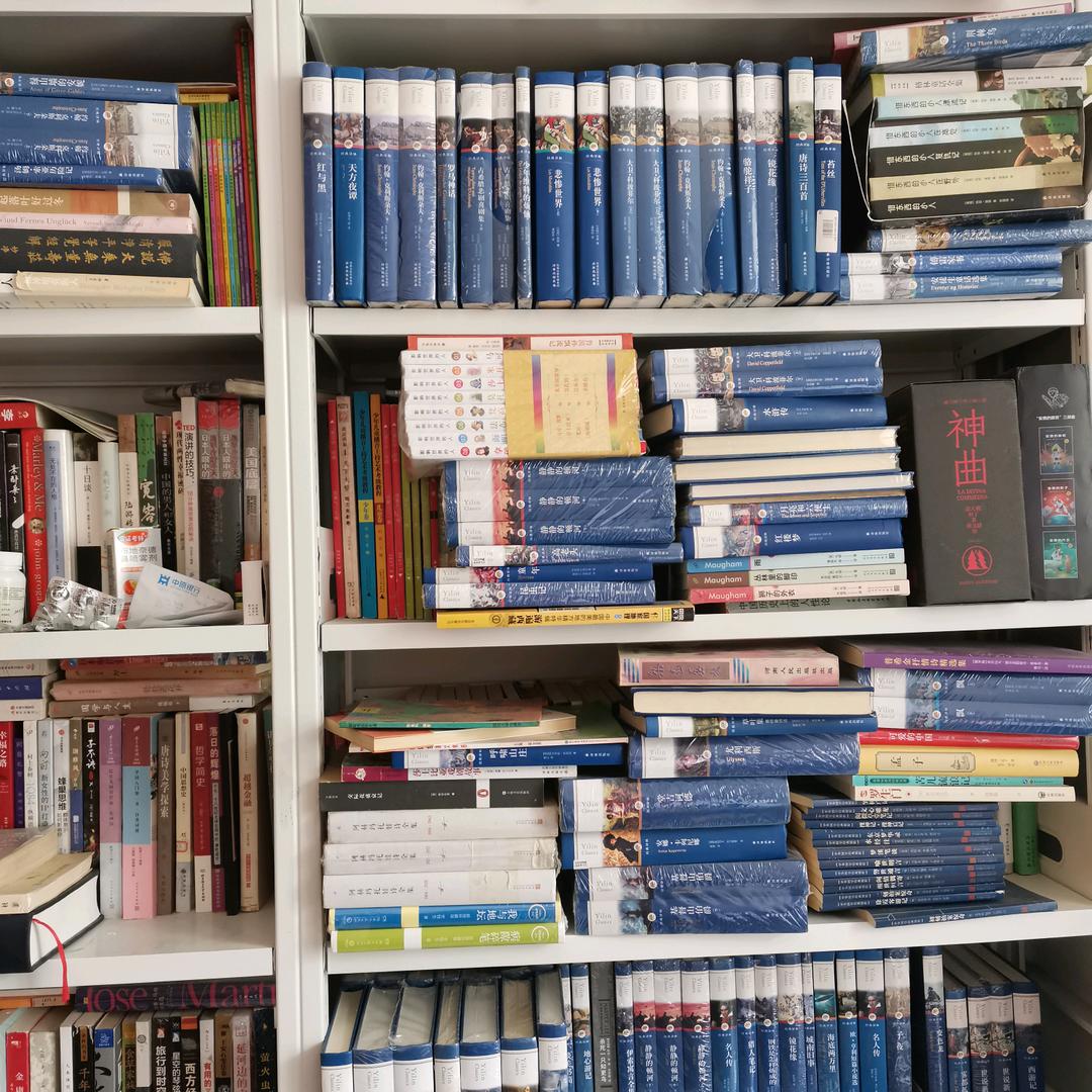 小打小闹的小书店