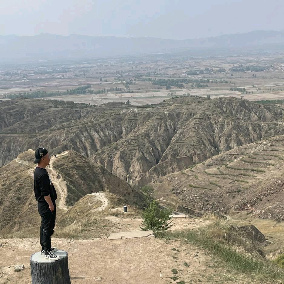 看热闹不嫌事大