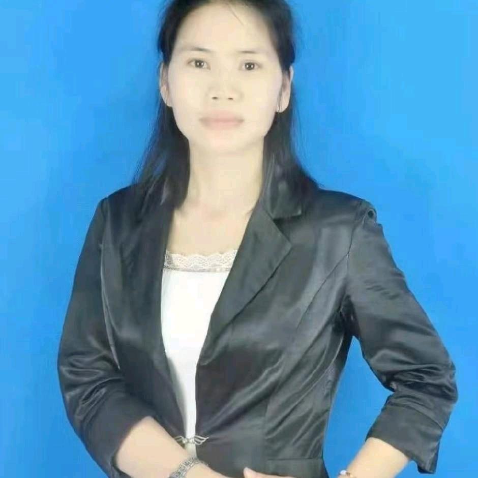 偲偲