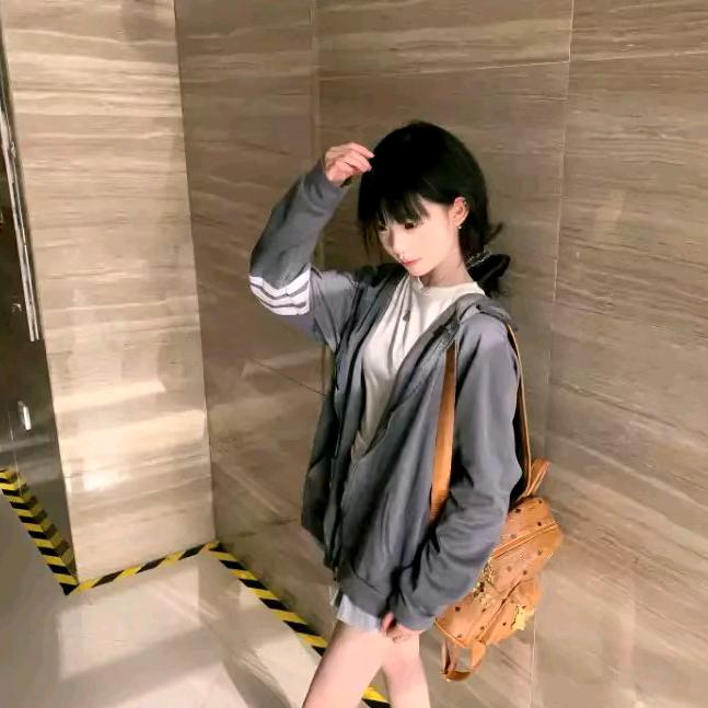 𝓪𝓯𝓯𝓮𝓬𝓽𝓲𝓸𝓷