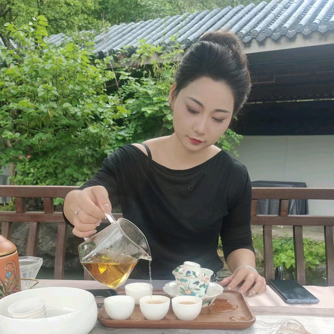 小琴