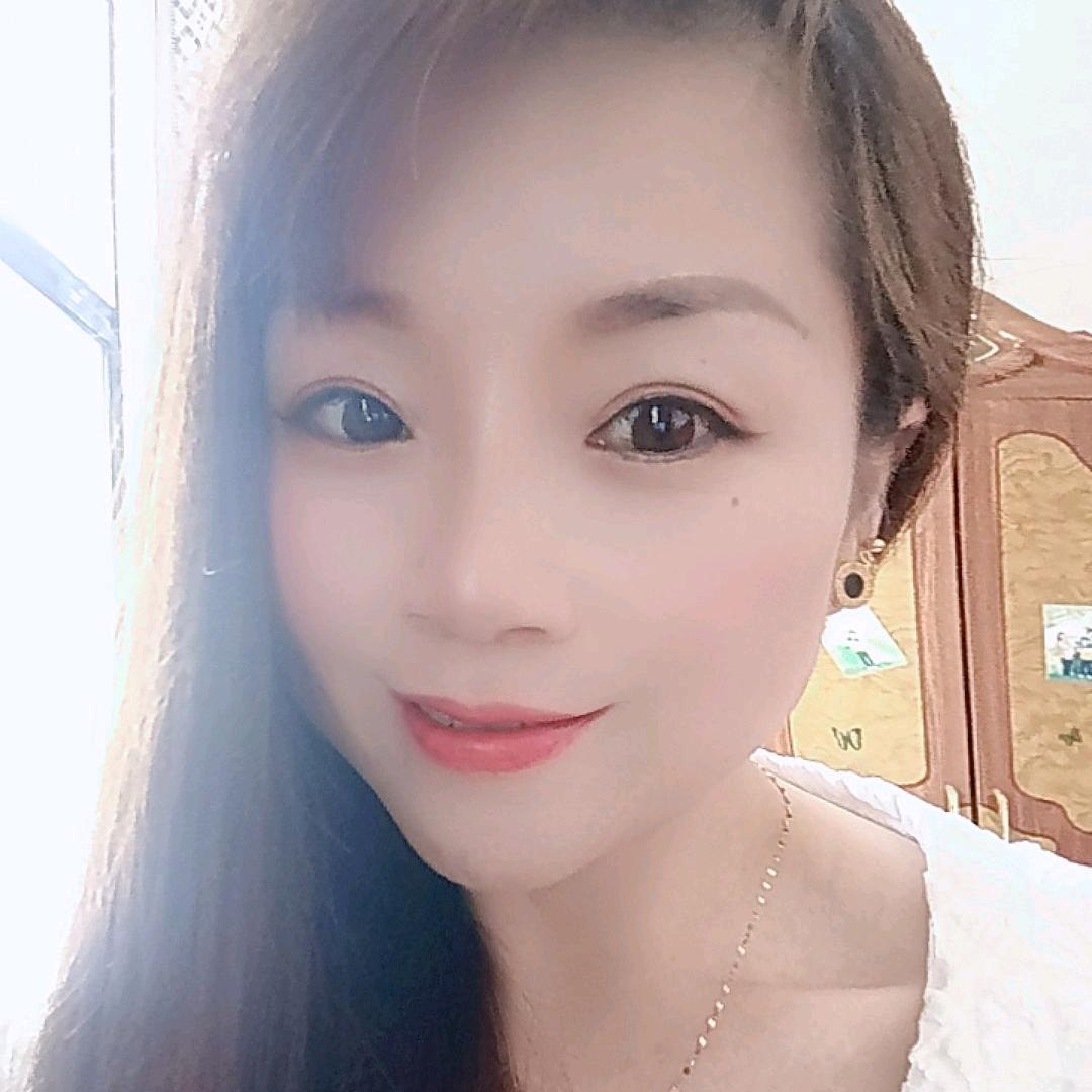 晓兰爱上摇呼拉圈早5~7点晚7～8:30