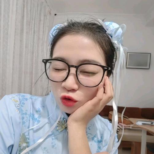 樱桃嘴爱吃🍒