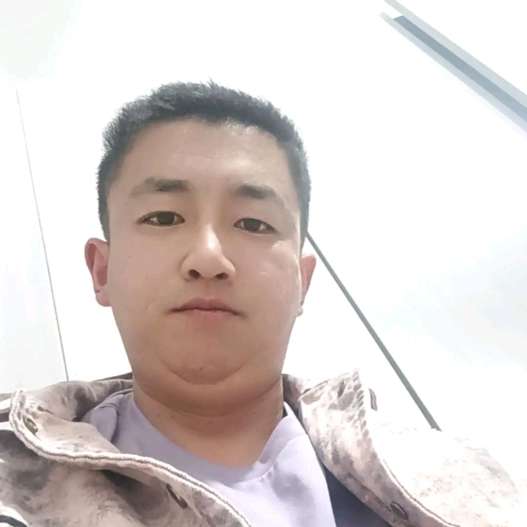 刘……