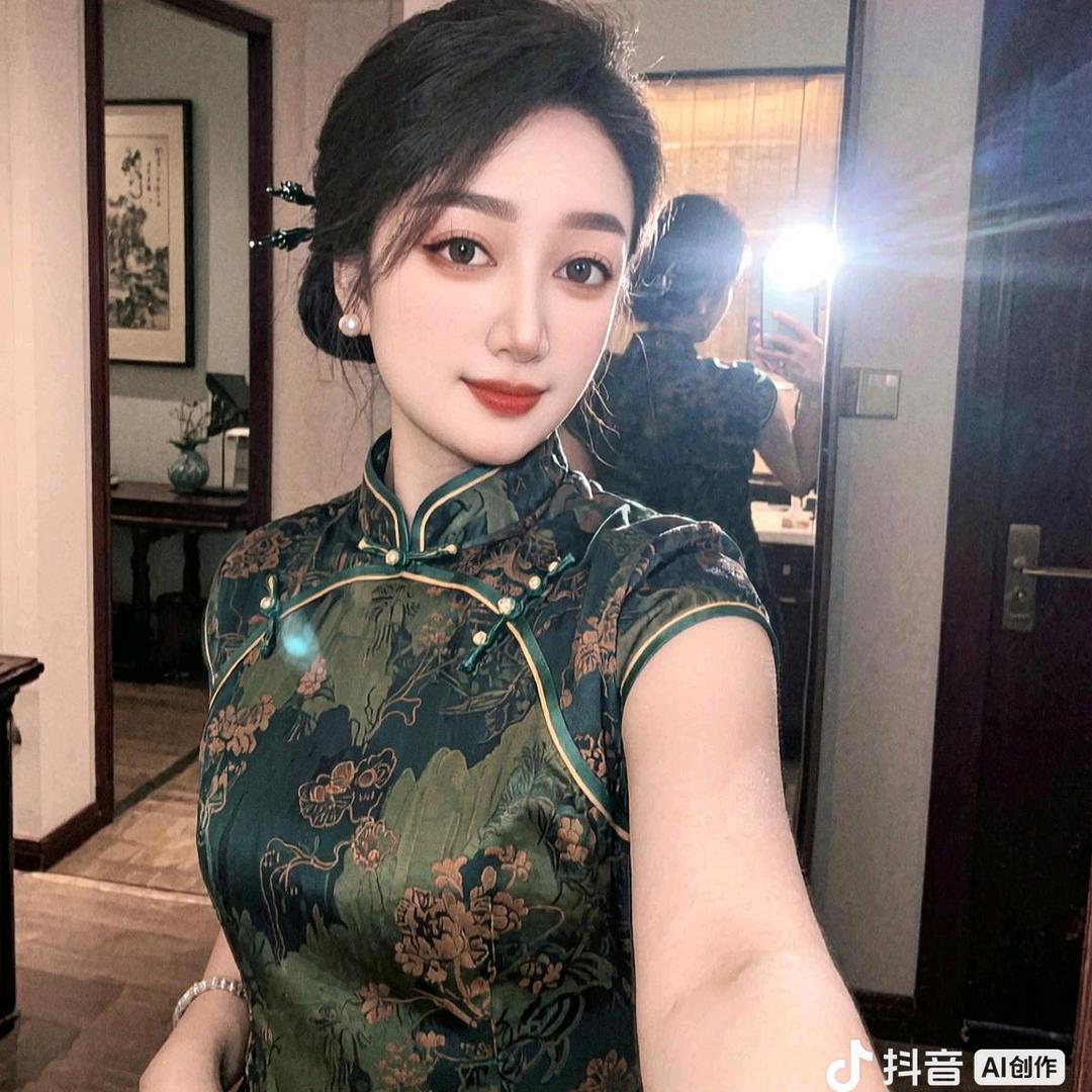 《女人坊》女装店