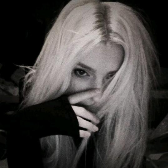 𝑹𝒐𝒄𝒌𝒚.