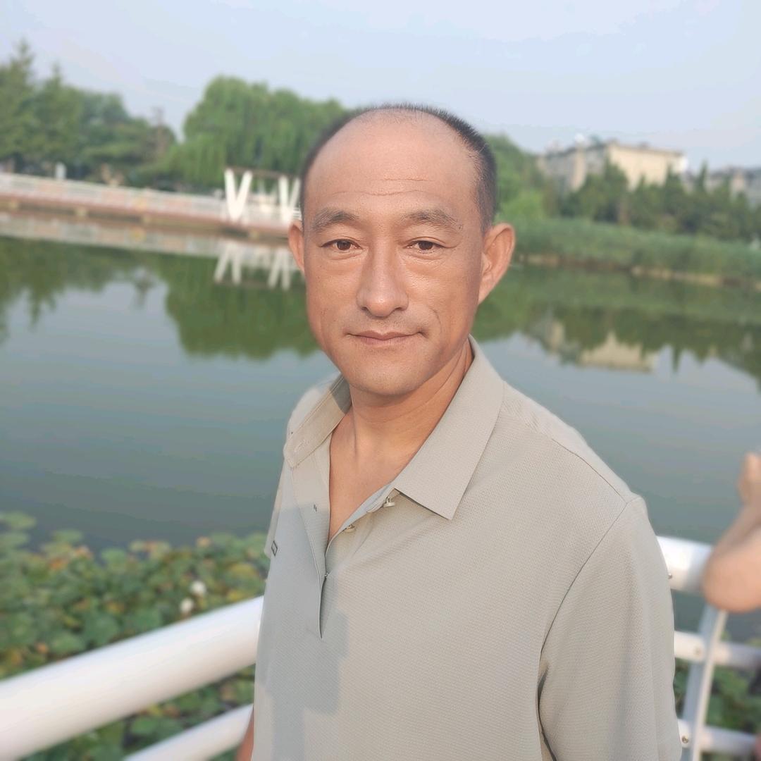 午夜百合(爱唱🎤歌)