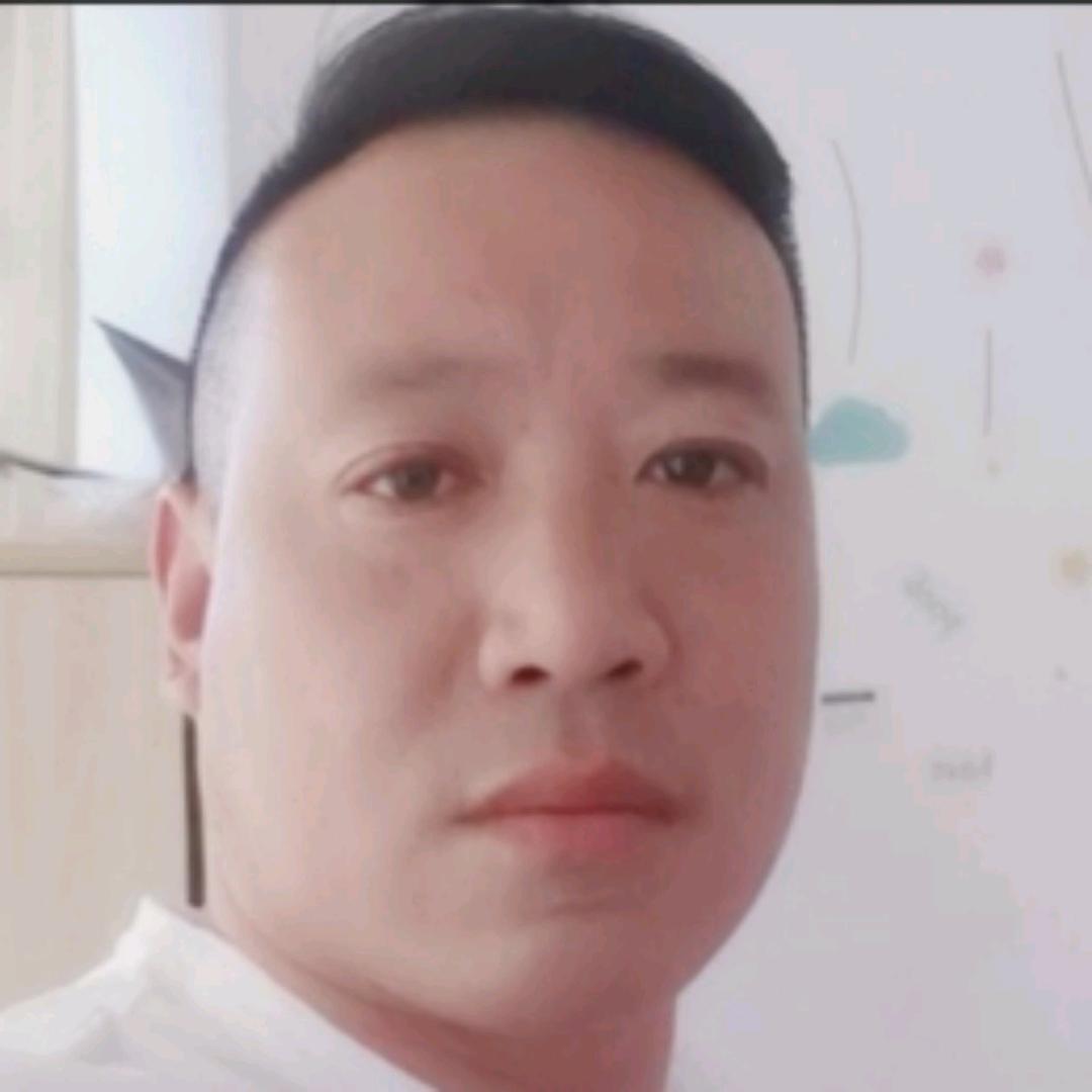 南征北戦秸秆打捆离田队