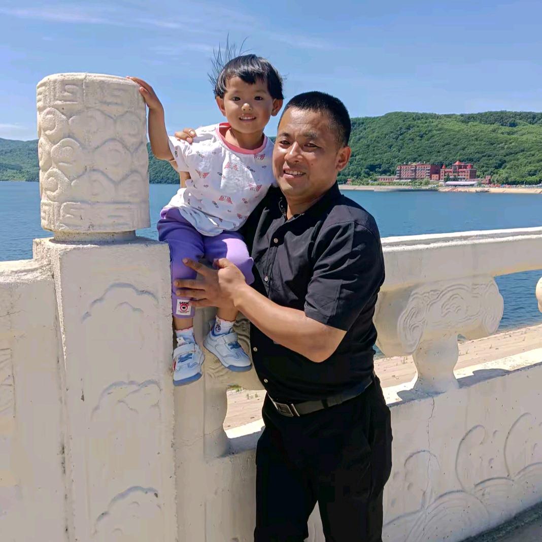 小黑哥