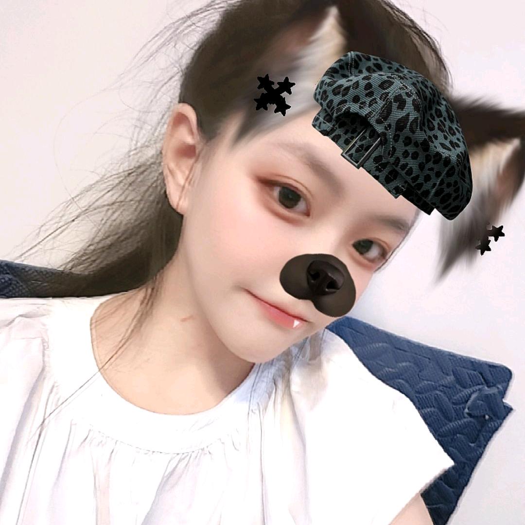 洛洛很乖