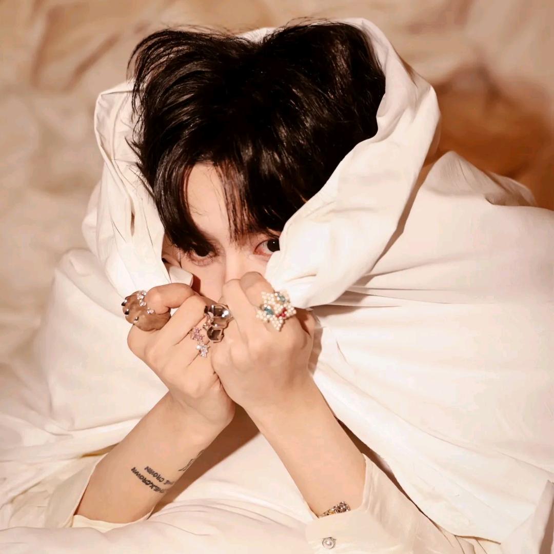 幽灵👻✨️💫