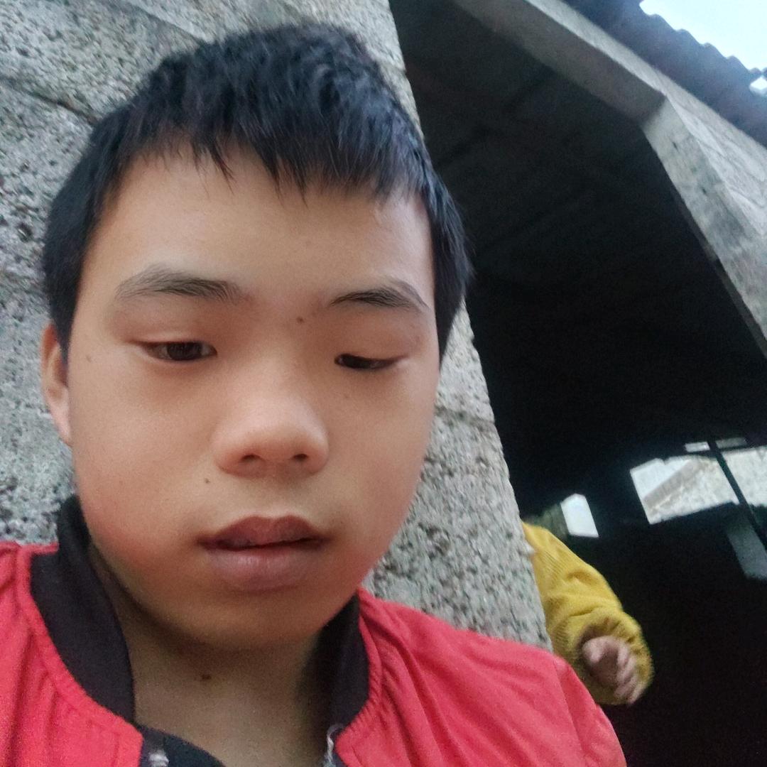 葫芦村彭大圣不定时开直播。小号