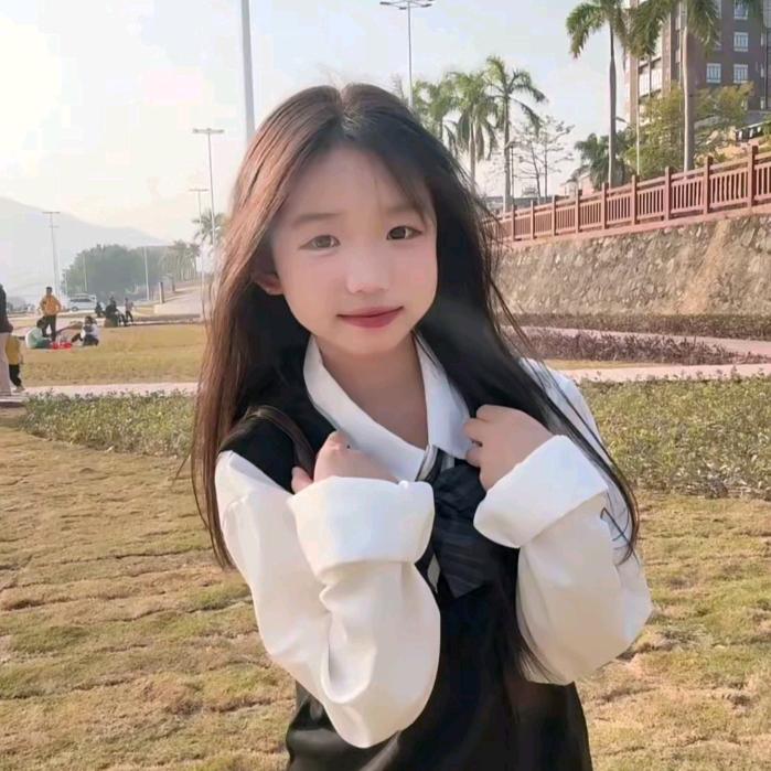 无敌小琳.^₉₂₃⏰