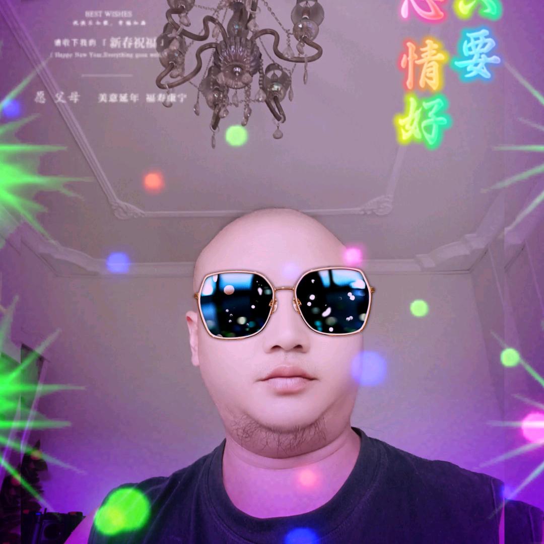 未来的梦想💪黄信