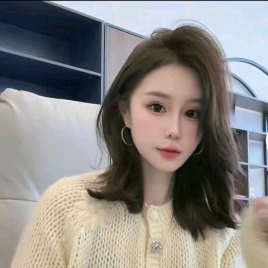 我是皮皮皮皮皮吖(穿搭分享)