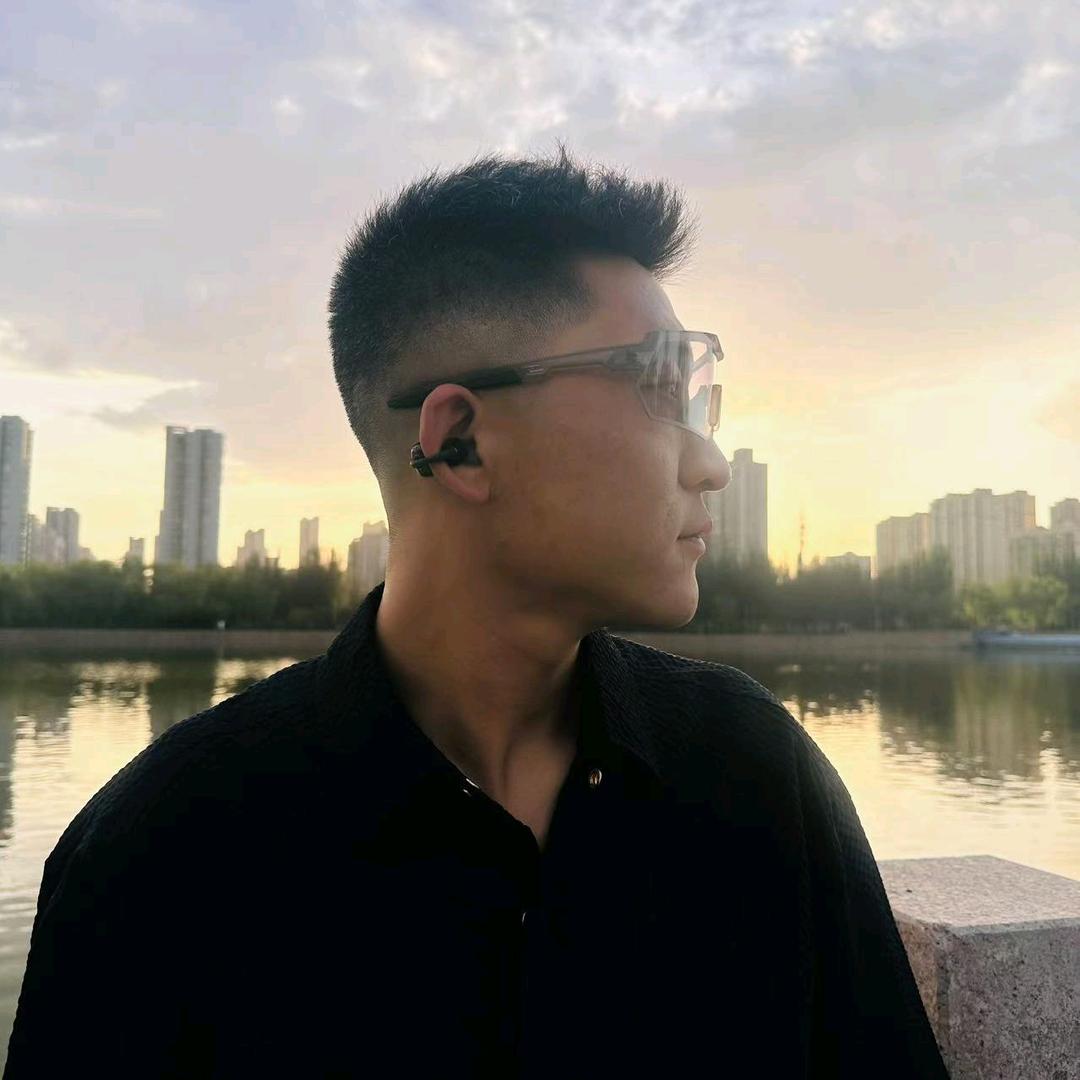 大同鱿鱼小王子魏世君