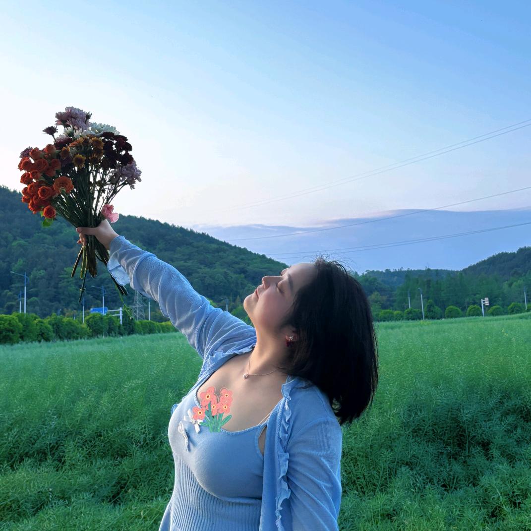 💐🌹小谢鲜花摊🌷🌸