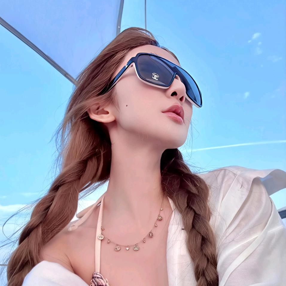 小侨Jofay-时尚女装💫