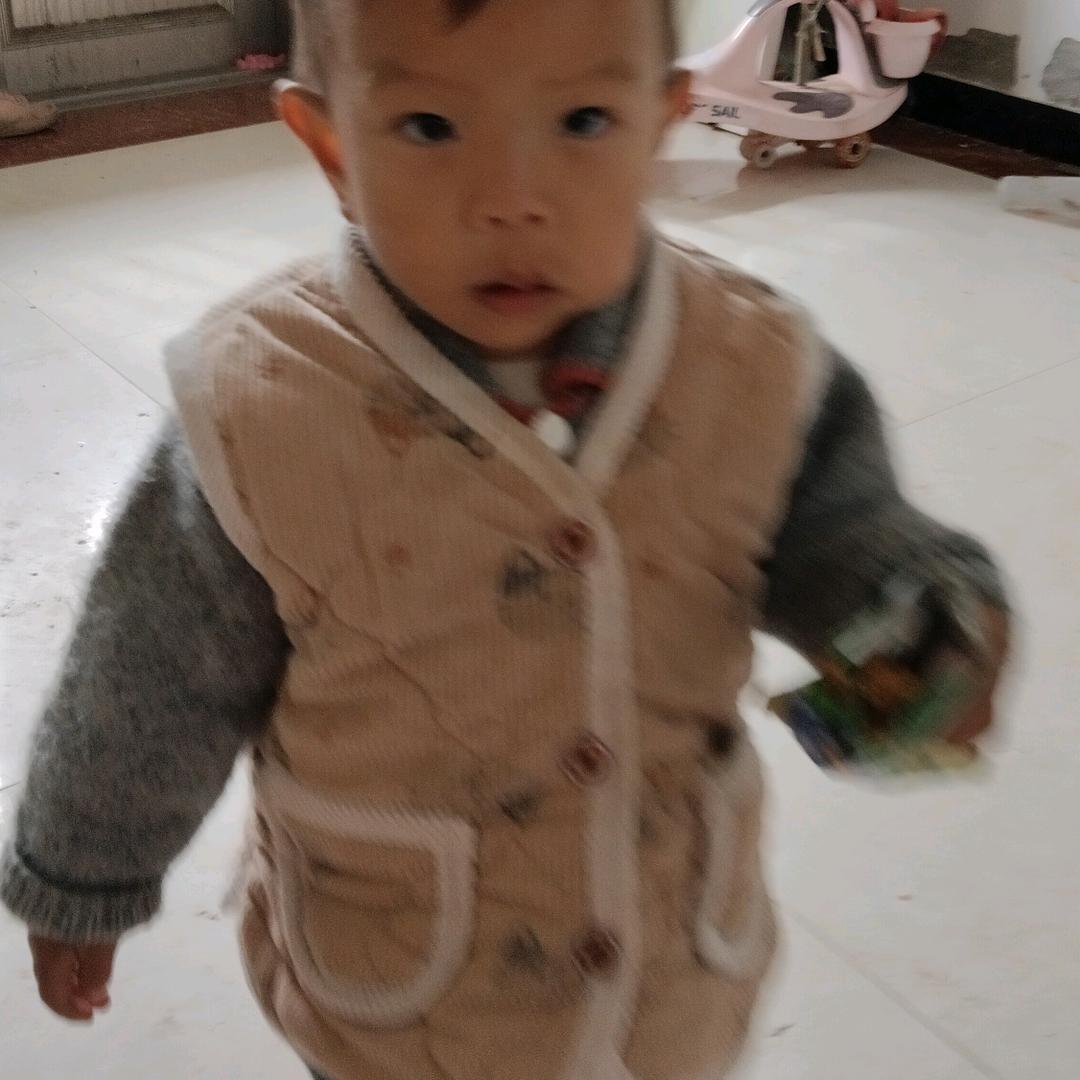 张易城可爱宝贝儿子！张美萱可爱宝贝女儿！