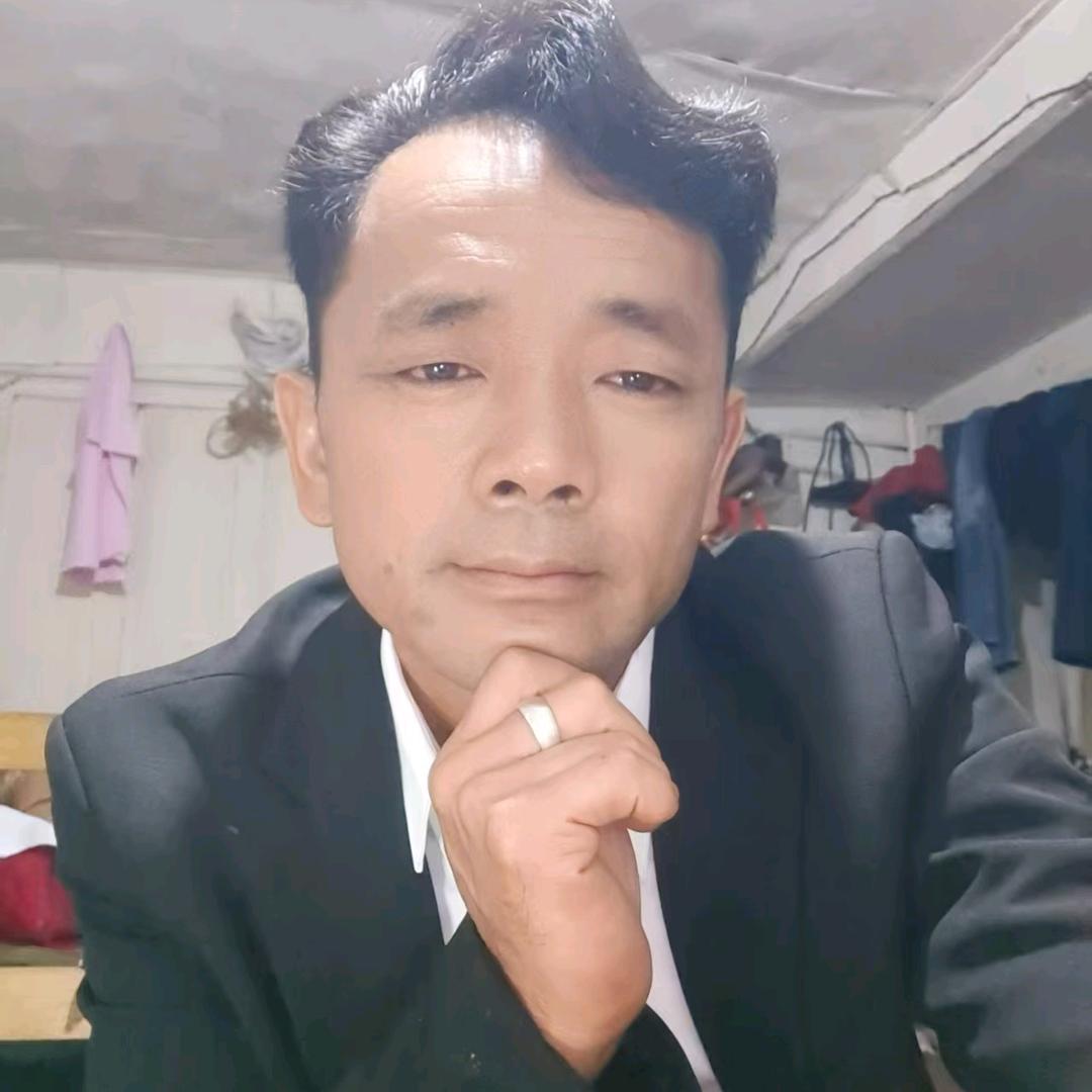 杨新华