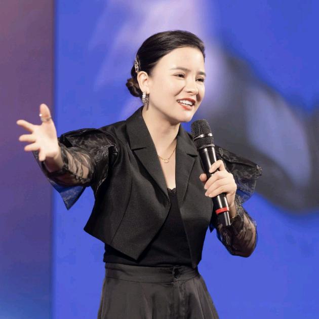 丁妍之AI说