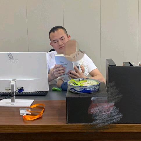 跨境守门人