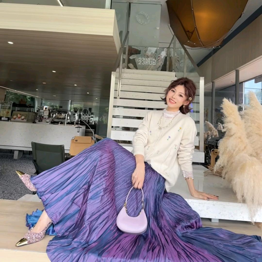 CPCB女装集合店(芃芃)