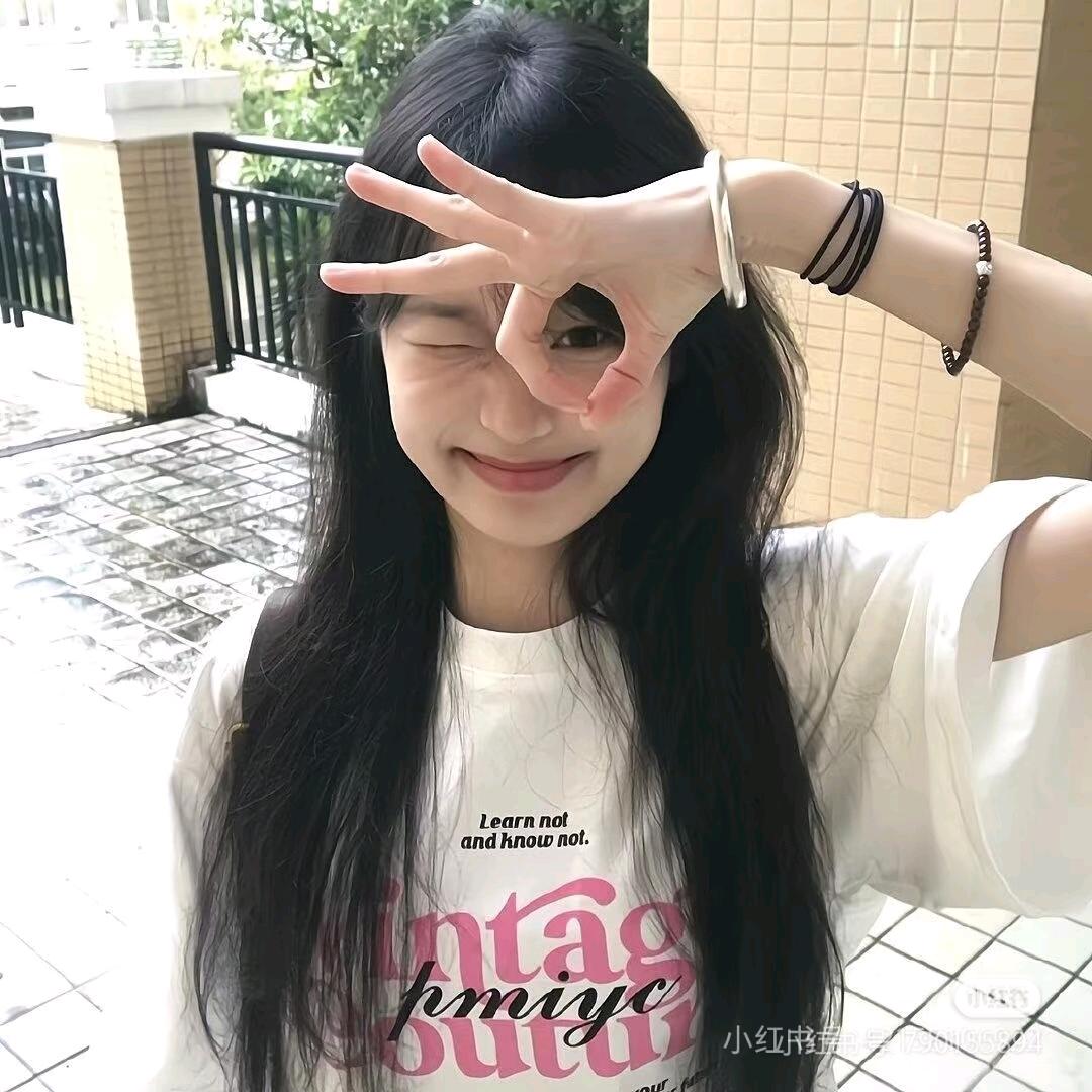 MD-爱吃蟹黄堡的摩饭