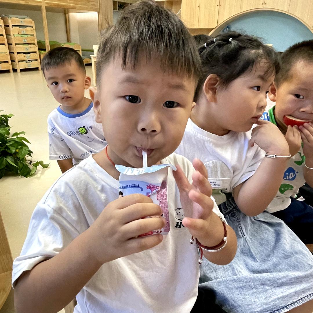 杭州陈记辣椒村餐饮管理有限公司