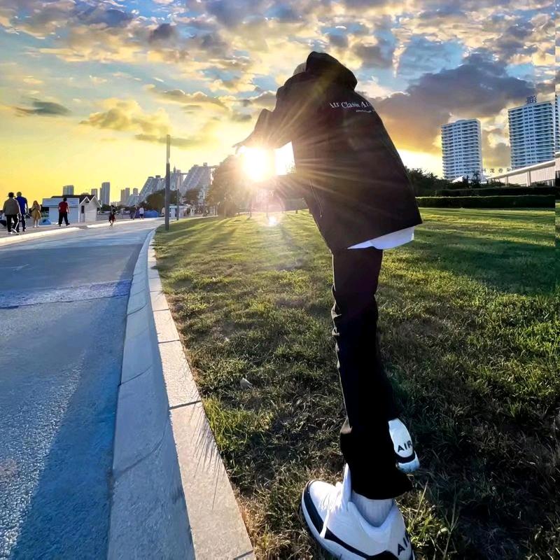 今天泡面六个蛋.