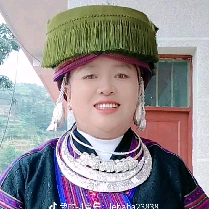 幸福快乐一家人