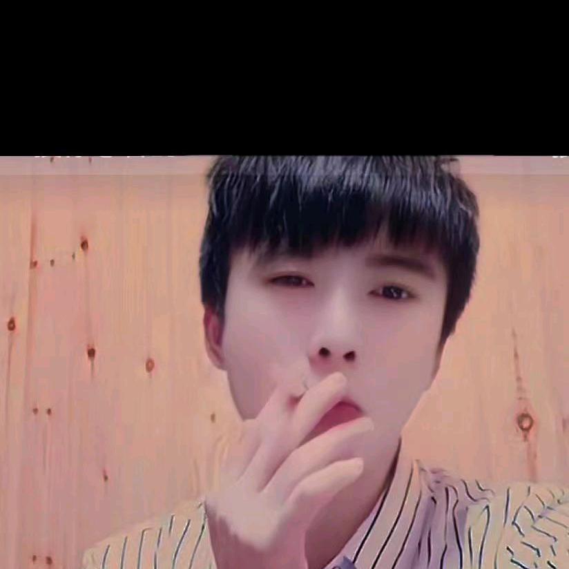 山卡卡养蜂三哥