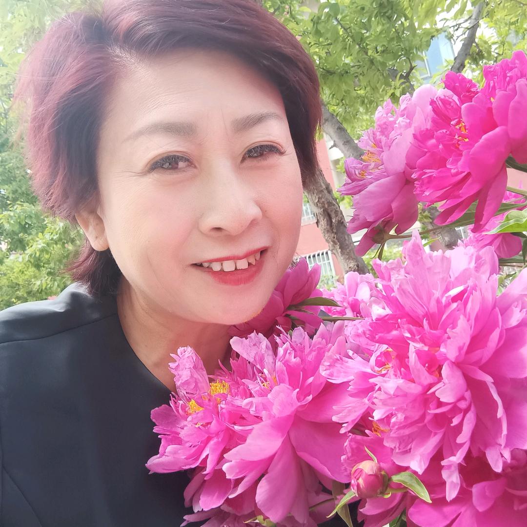 雨红，不定时开播