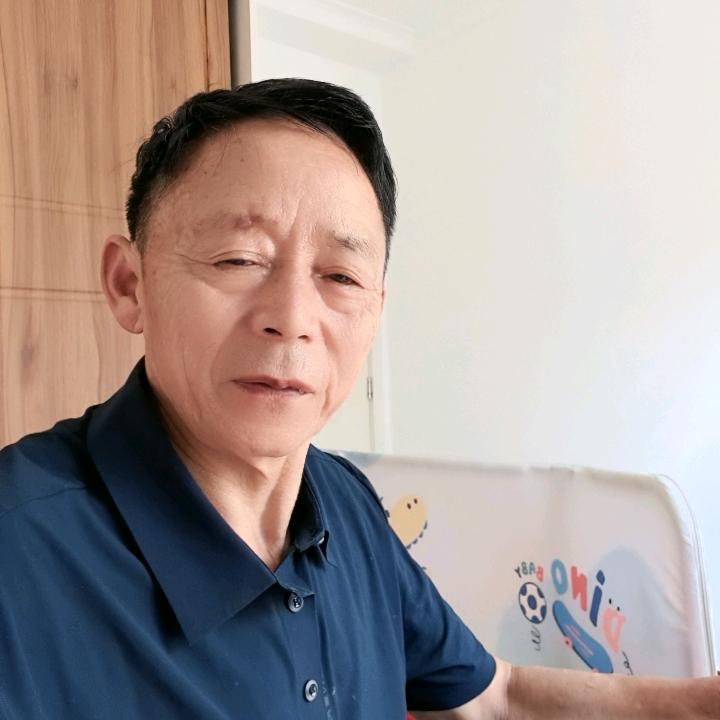 冯云礼㊗️老铁们身体健康，永葆童心天天见