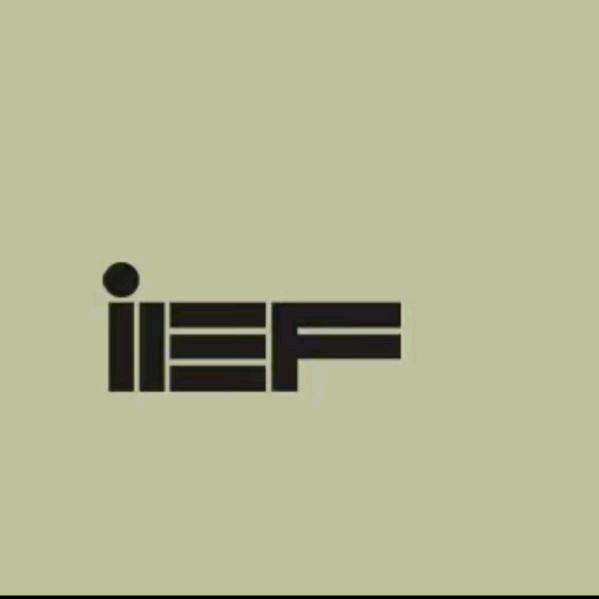 爱依服轻奢返场