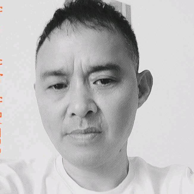 雄鹰