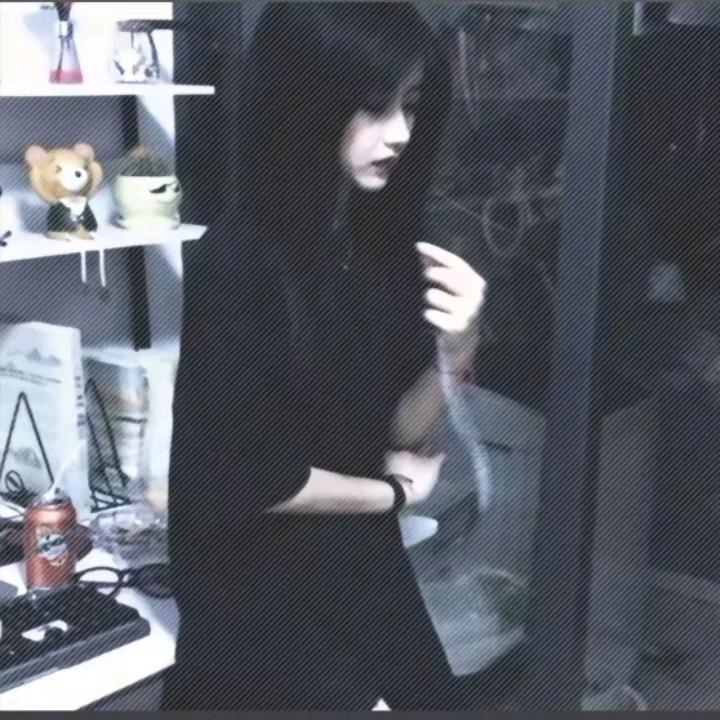 乄                  。